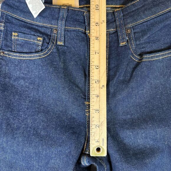 Levi Strauss & Co 721 Womens 26x30 High Rise Skinny Jeans Blue Dark Wash NWT - Picture 5 of 11